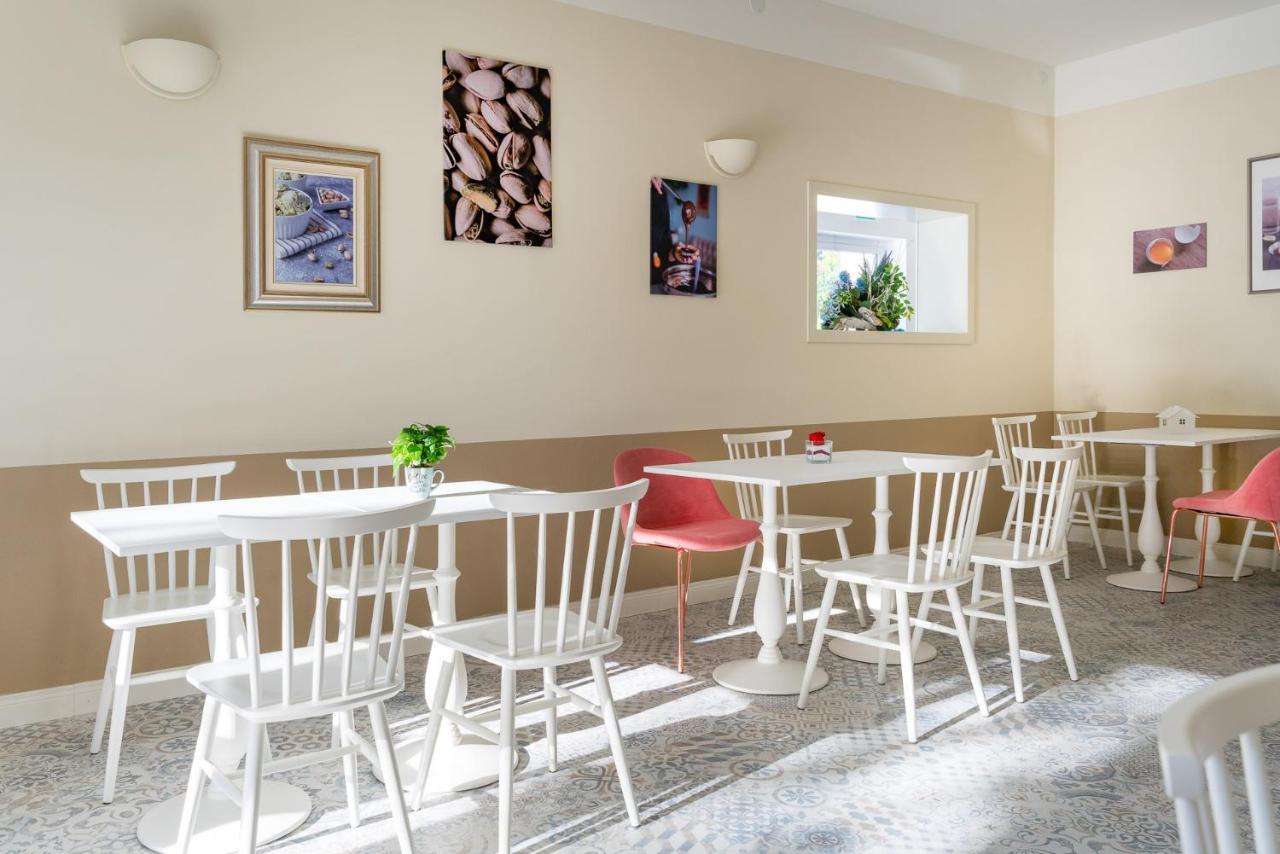 Pan Di Zenzero Icecream Hotel Rimini Dış mekan fotoğraf